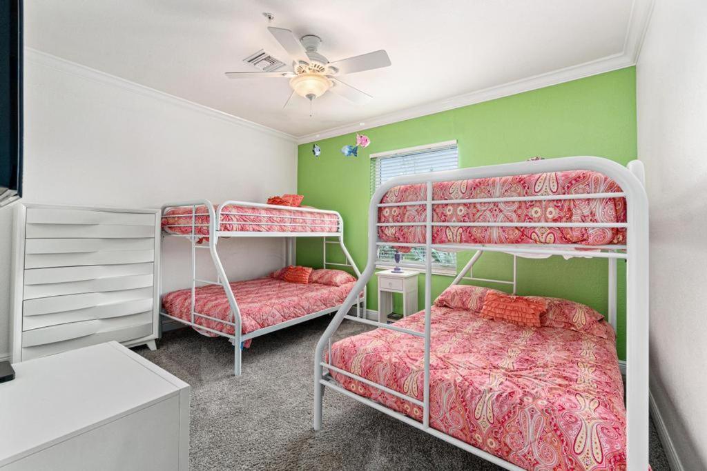 Family Beach House, 4 Bedroom, 3 Bath, Sleeps 14 Бонита-Спрингс Экстерьер фото